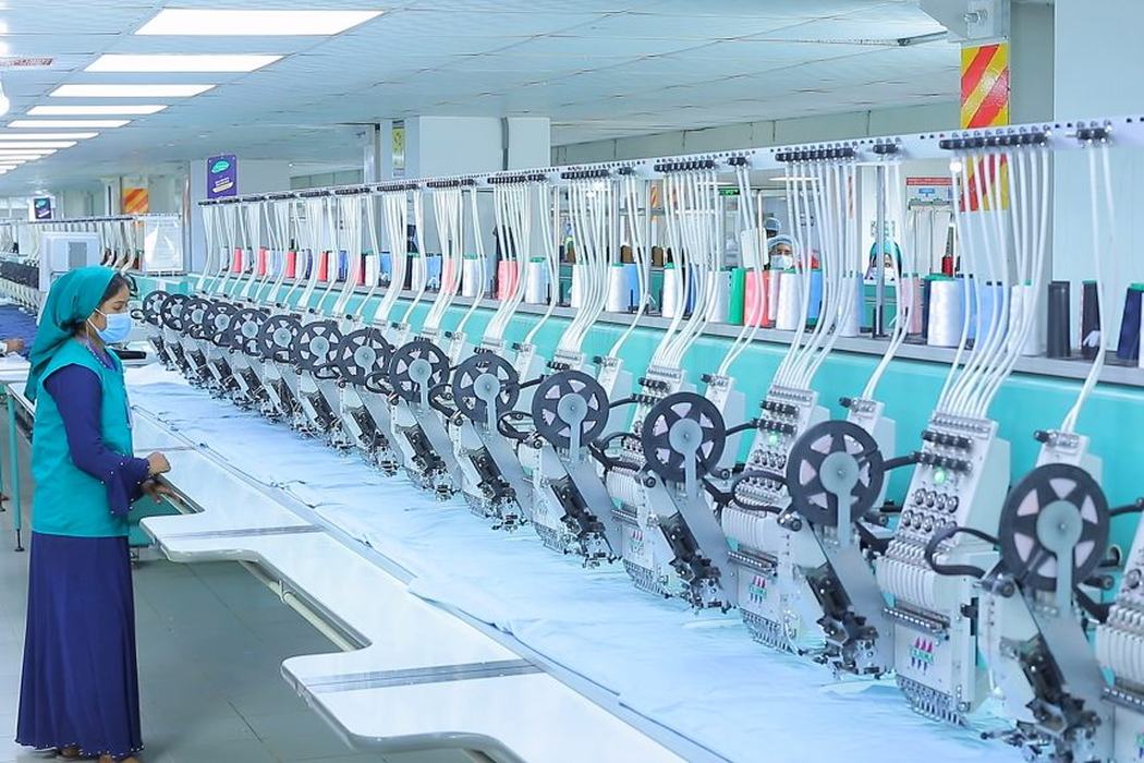 Multi-head embroidery